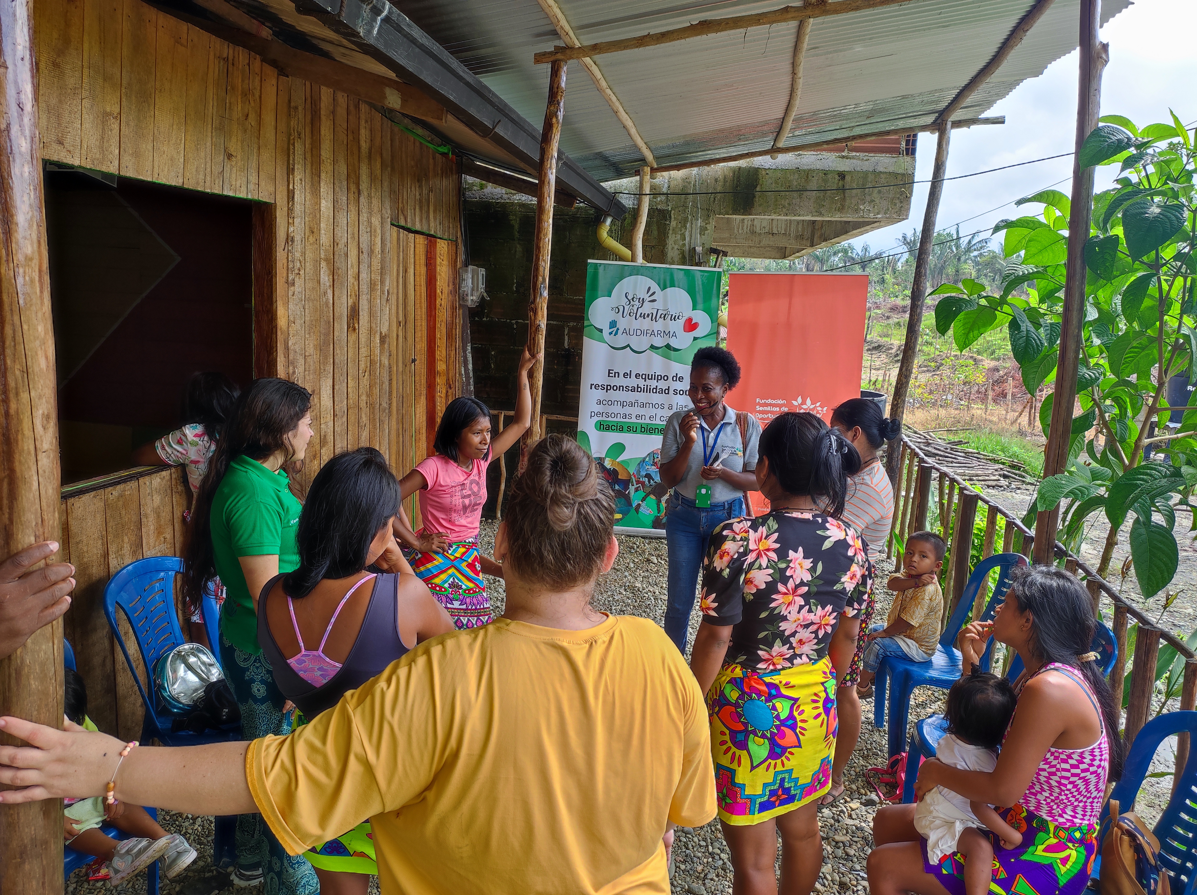 Audifarma + choc&oacute;.jpg